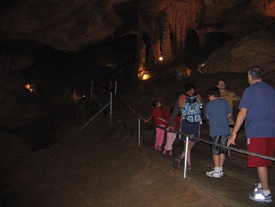 Tuckaleechee Cavern